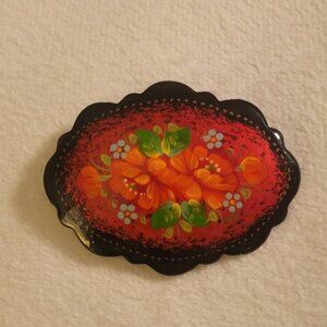 Vintage Hand-Painted Russian Lacquered Wood Brooch - Vibrant Floral Design
